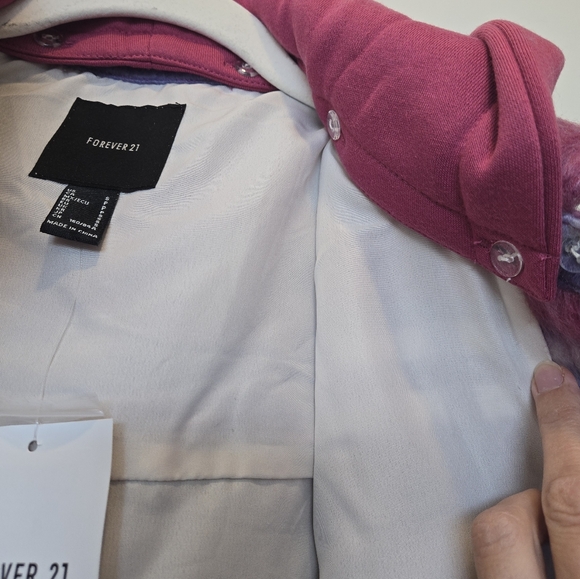 Forever 21 Plaid Shacket - Picture 6 of 6